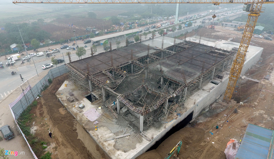 Hiện trường vụ sập giàn giáo làm 3 người chết lúc rạng sáng